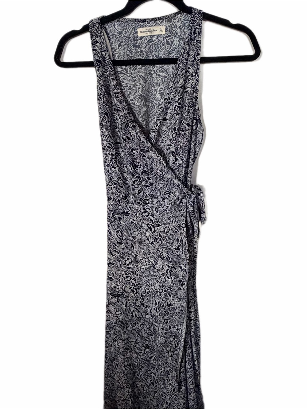 Abercrombie black and white floral maxi wrap dress S